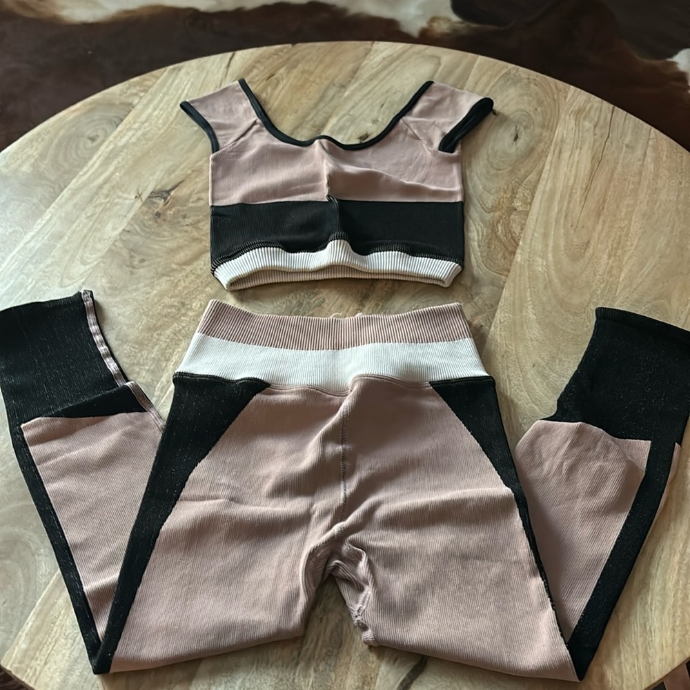 Fp movement blush set